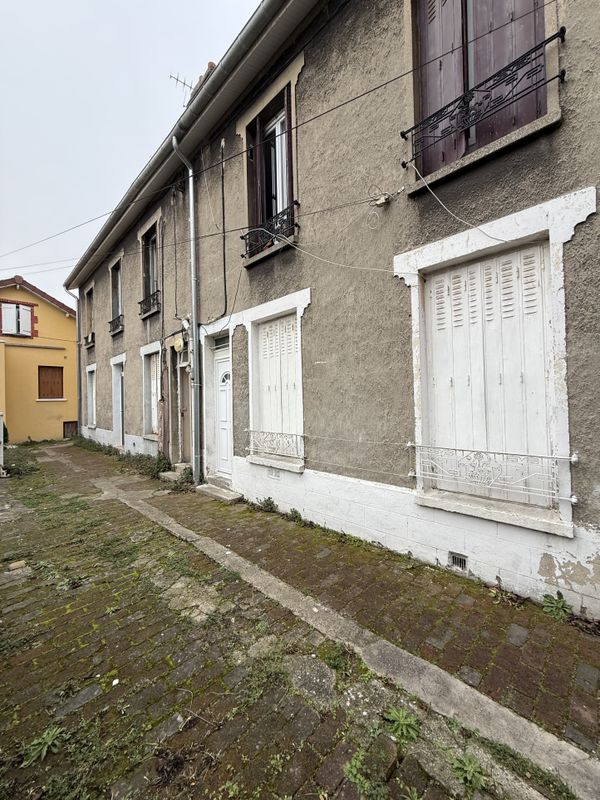 Квартира с 1 спальней в Дранси, Франция № 147603