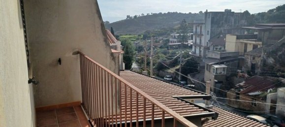 Casa de 5 habitaciónes en Messina, Italy No. 88330 7