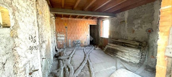 5 rooms Building in Pozzaglio ed Uniti, Italy No. 166853 2