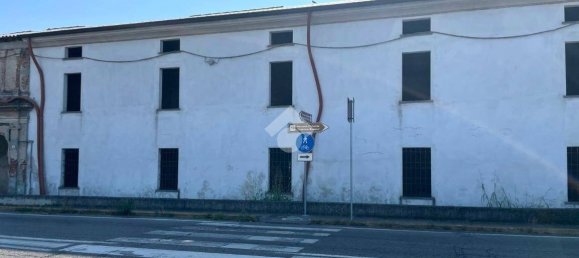 5 rooms Building in Pozzaglio ed Uniti, Italy No. 166853 10