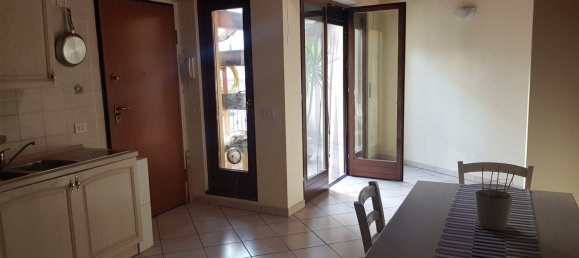 1 chambre Appartement à Cinisello Balsamo, Italy No. 182665 10