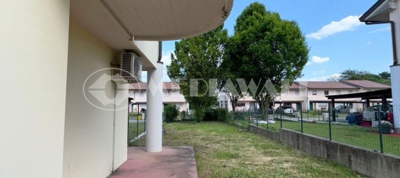 Дом с 5 комнатами в Порденоне, Италия № 296608 45