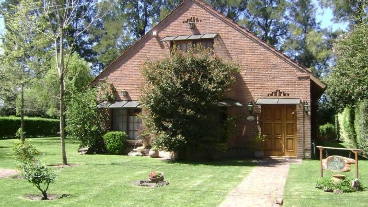 4 bedrooms House in General Rodriguez, Argentina No. 89933