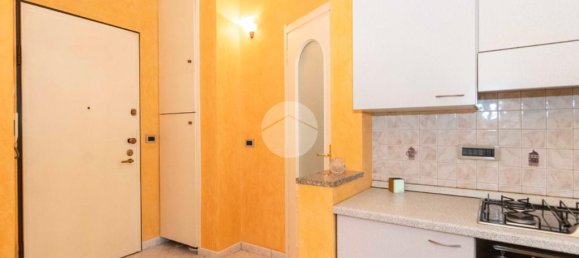 1 bedroom Apartment in Turin, Italy No. 272030 8