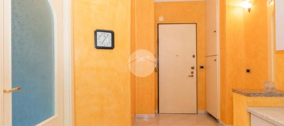 1 bedroom Apartment in Turin, Italy No. 272030 7