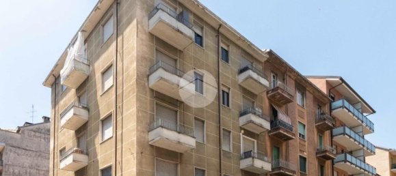 1 bedroom Apartment in Turin, Italy No. 272030 19