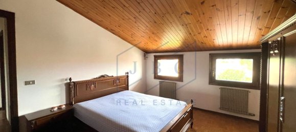 Apartamento de 4 dormitorios en Cimadolmo, Italy No. 319405 14