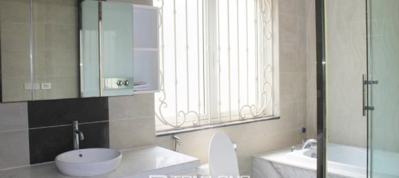 Вилла с 3 спальнями в Лонгбьен, Вьетнам № 826 7