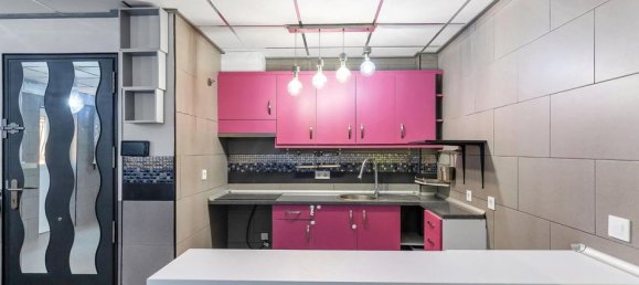 Apartamento de 2 dormitorios en Torrevieja, Spain No. 180295 9