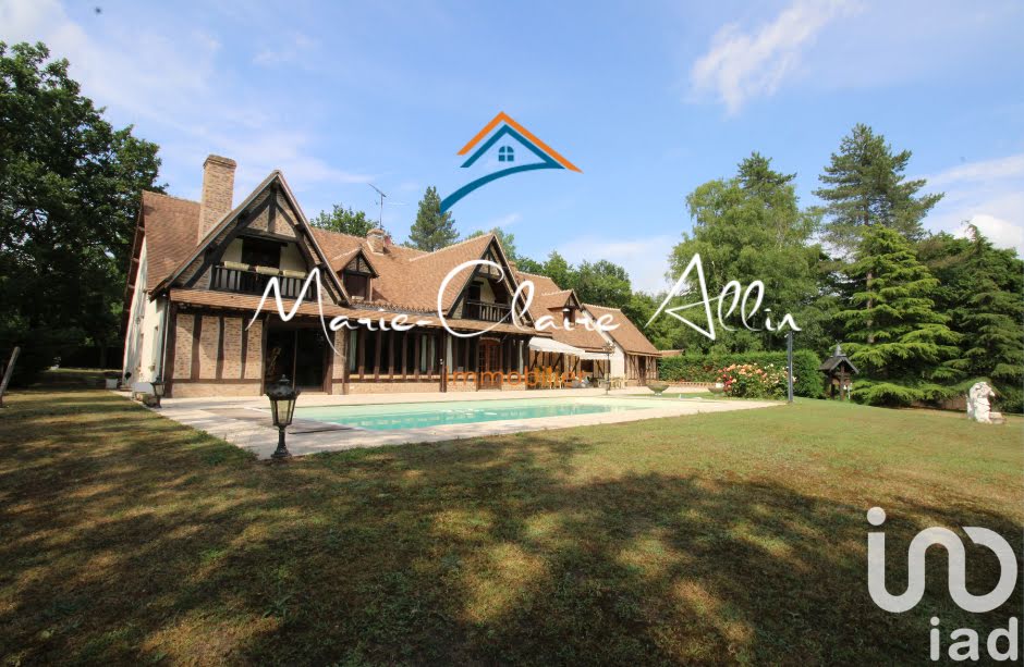 Casa T4 em La Ferte-Saint-Cyr, France N.º 246415