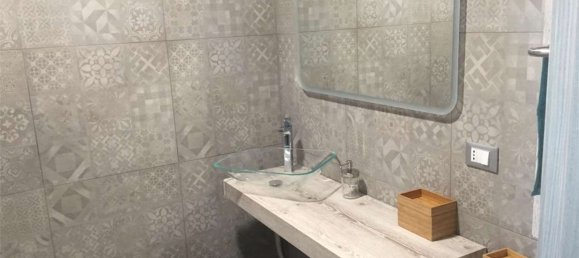 55m² Office in Reggio Emilia, Italy No. 297428 9