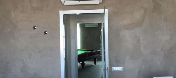 55m² Office in Reggio Emilia, Italy No. 297428 4