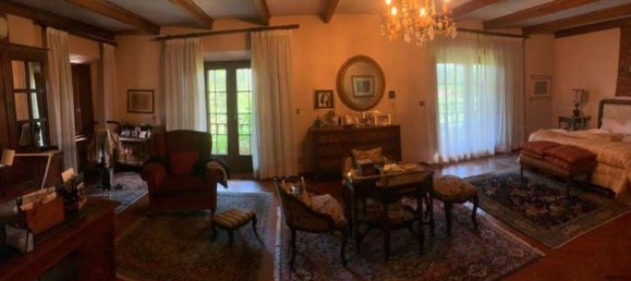 11 rooms Villa in Pietrasanta, Italy No. 197072 3