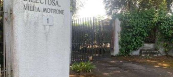 11 rooms Villa in Pietrasanta, Italy No. 197072 24