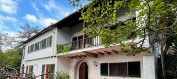11 rooms Villa in Pietrasanta, Italy No. 197072 13