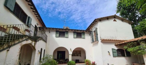 11 rooms Villa in Pietrasanta, Italy No. 197072 12