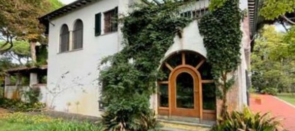 11 rooms Villa in Pietrasanta, Italy No. 197072 14