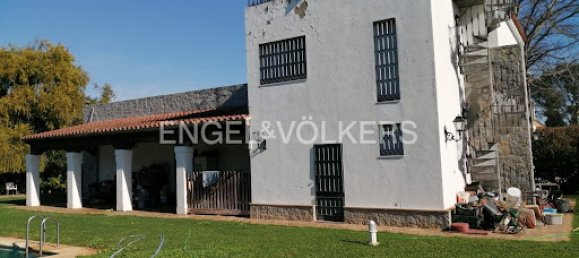 6 bedrooms Villa in Jerez de la Frontera, Spain No. 141161 2