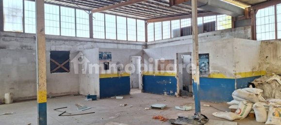 2580m² Warehouse in Castellana Grotte, Italy No. 314697 25