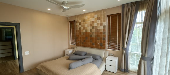4 bedrooms House for sale in Pattaya, Chonburi, Eastern Thailand, Thailand № 63203 13