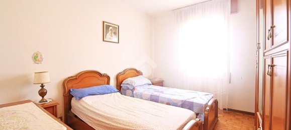 4 rooms House in Morgano, Italy No. 56518 7