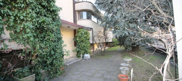 Bâtiment à Carate Brianza, Italy 2111m² No. 359763 10