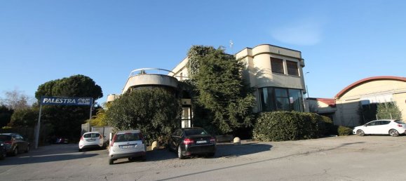 Bâtiment à Carate Brianza, Italy 2111m² No. 359763 7