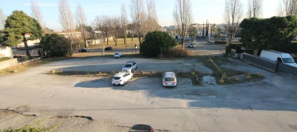 Bâtiment à Carate Brianza, Italy 2111m² No. 359763 3