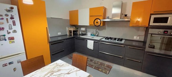 5 rooms Villa in Montegrotto Terme, Italy No. 235458 3