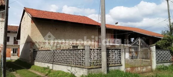 4 bedrooms House in San Giusto Canavese, Italy No. 143121 7