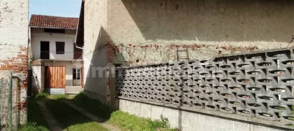 4 Schlafzimmer Haus in San Giusto Canavese, Italy, Nr. 143121 21