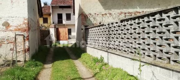 4 bedrooms House in San Giusto Canavese, Italy No. 143121 13