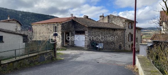 2 bedrooms House in Polignac, France No. 265954 2