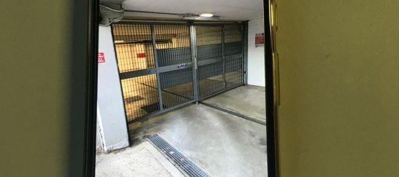 32m² Garage in Modena, Italy No. 254550 5