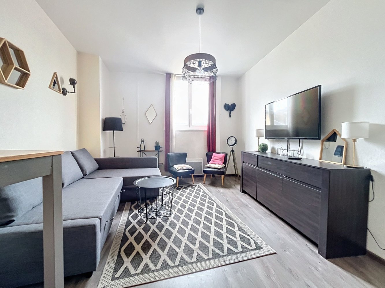 5 غرف نوم شقة في Reims, France رقم 266833