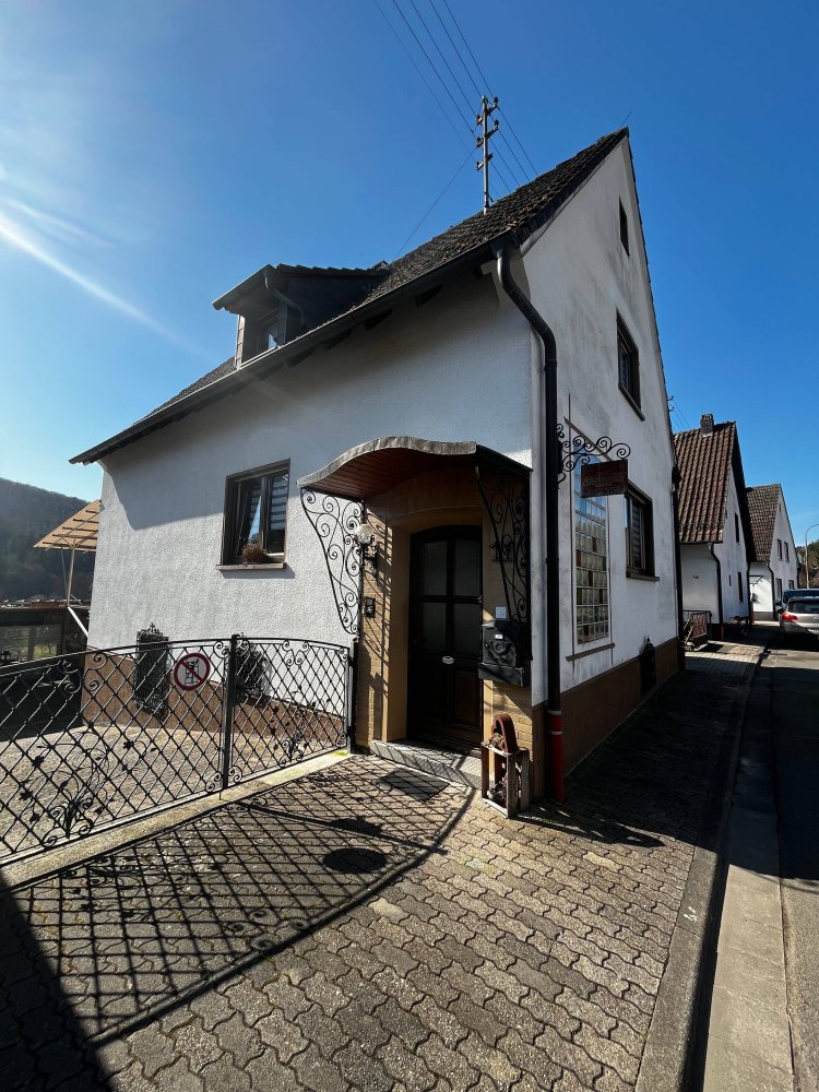 5-salle Maison de ville à Sudwestpfalz, Germany No. 137880