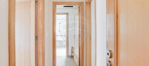 Villa T4 em Almada, Portugal N.º 30339 8