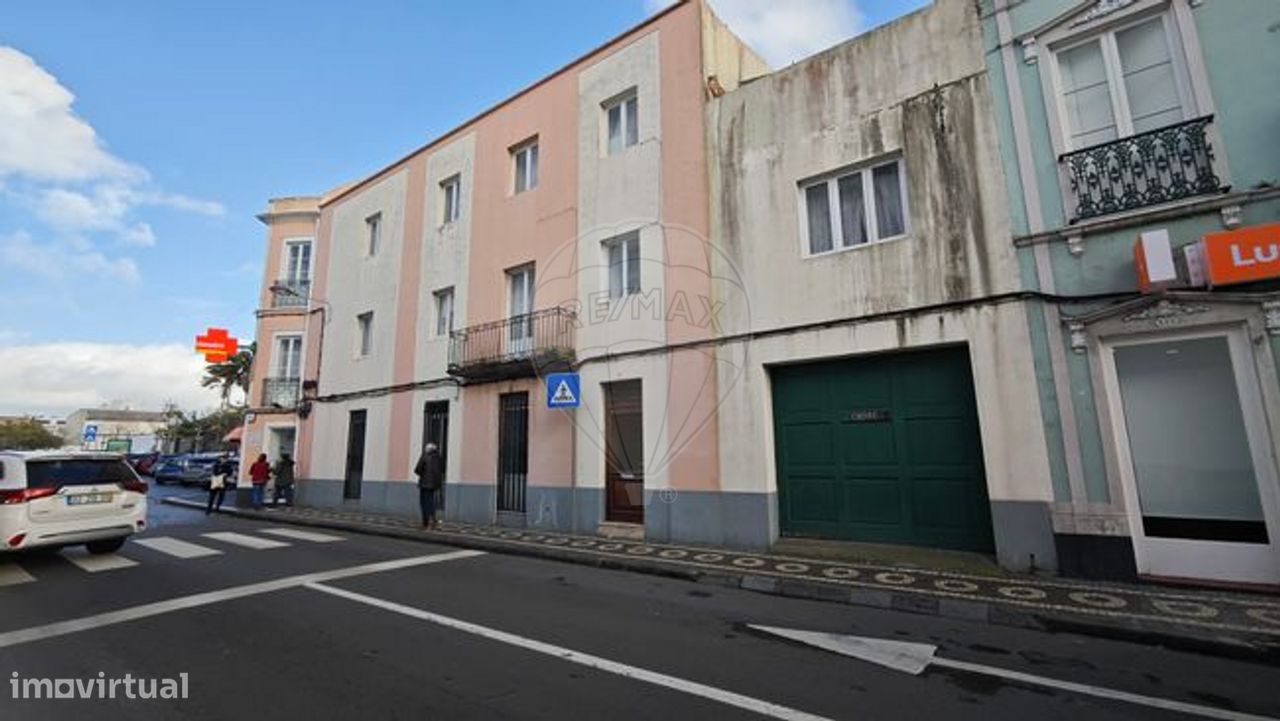 5 bedrooms House in Ponta Delgada, Portugal No. 47929