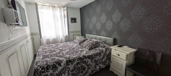 Casa de 2 dormitorios en Bonson, France No. 308779 4