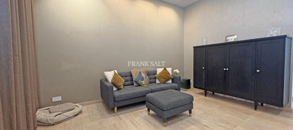 3 bedrooms Townhouse in Sliema, Malta No. 11498 6