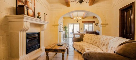 Casa de 5 dormitorios en Gharb, Malta No. 5445 15