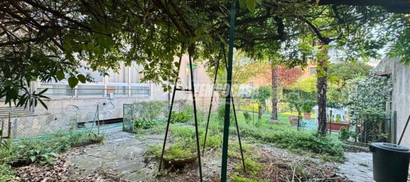 3 bedrooms Apartment in Brescia, Italy No. 354391 2