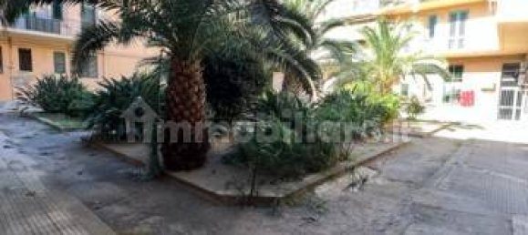 Apartamento de 1 dormitorio en Messina, Italy No. 136079 4