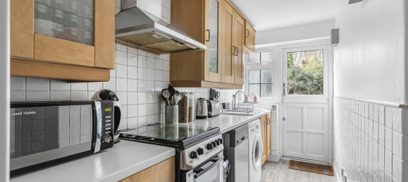 2 Schlafzimmer Haus in Hounslow, United Kingdom, Nr. 8512 10