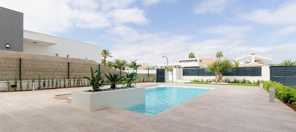 3 bedrooms Villa in Orihuela, Spain No. 16444 16