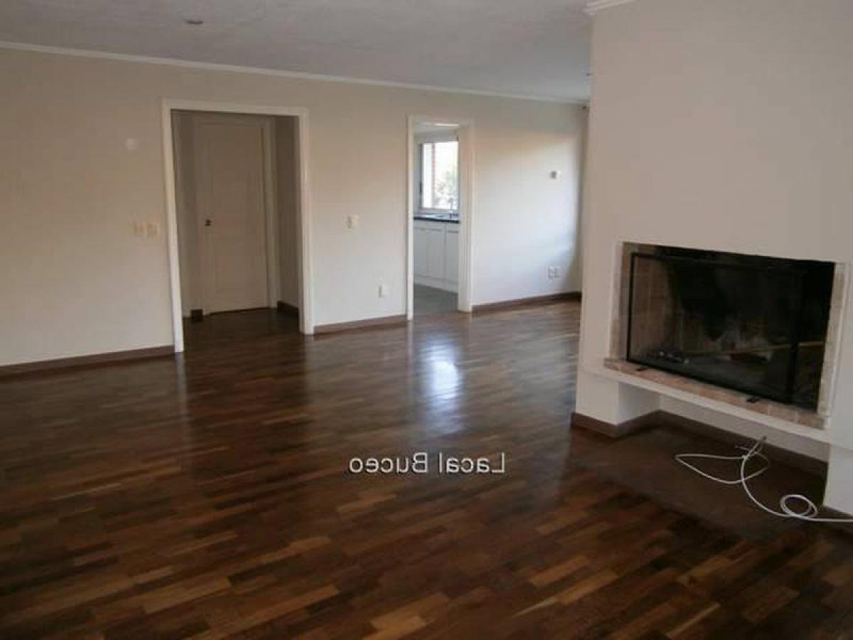 3 bedrooms Apartment in Montevideo, Uruguay No. 4603