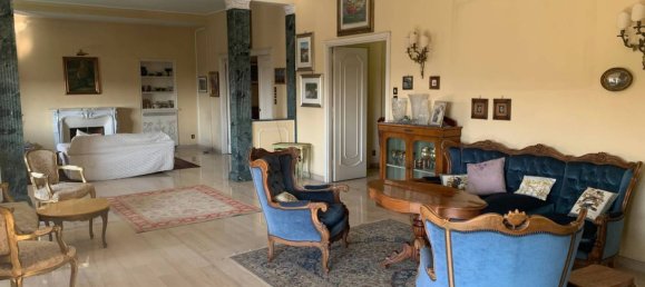 4 bedrooms Apartment in Rome, Italy No. 117570 17