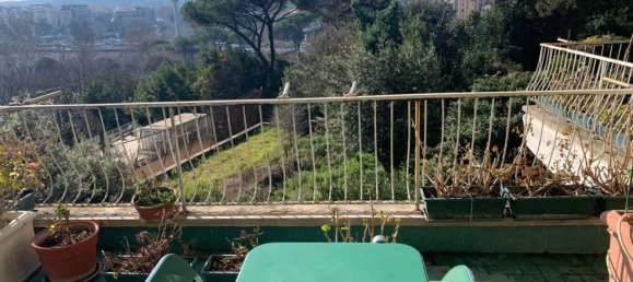 4 bedrooms Apartment in Rome, Italy No. 117570 31