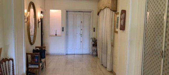 4 bedrooms Apartment in Rome, Italy No. 117570 5