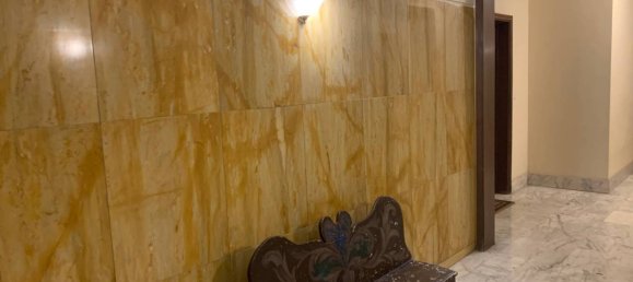 4 bedrooms Apartment in Rome, Italy No. 117570 3